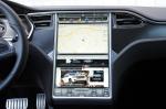 Tesla Model S 2012 года